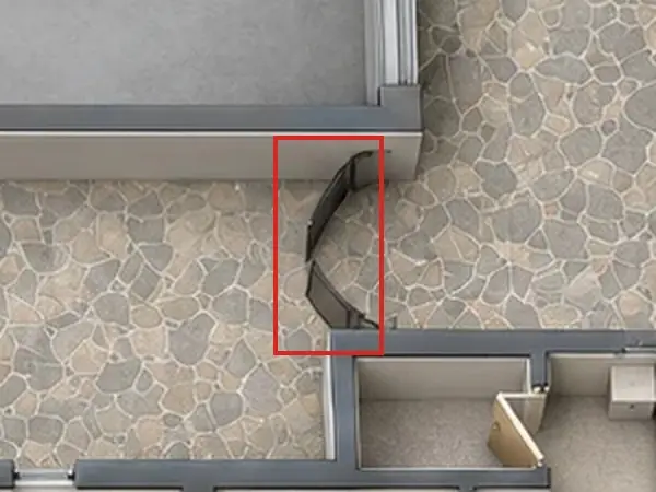 3D floor plan, as first drawn, the mistake boxed in red: The courtyard gate was drawn as a curved wall.